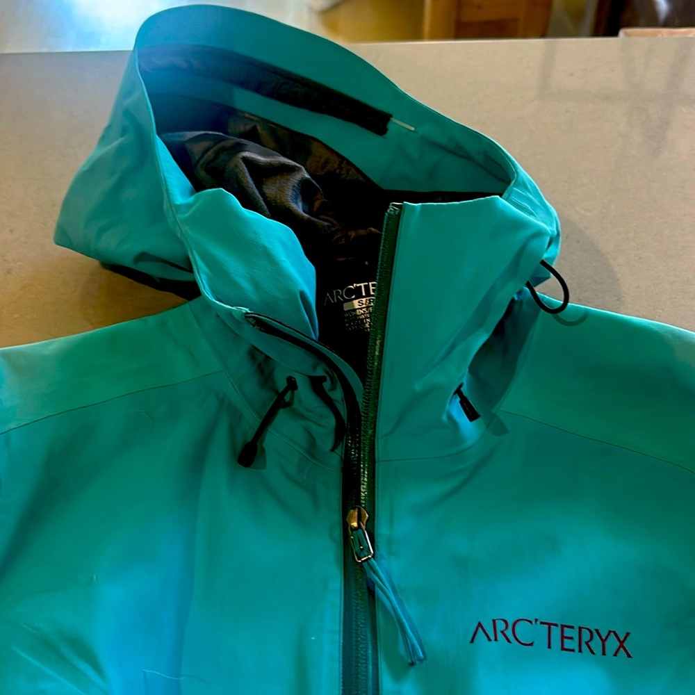 Arcteryx Teal Ski Jacket — goretex